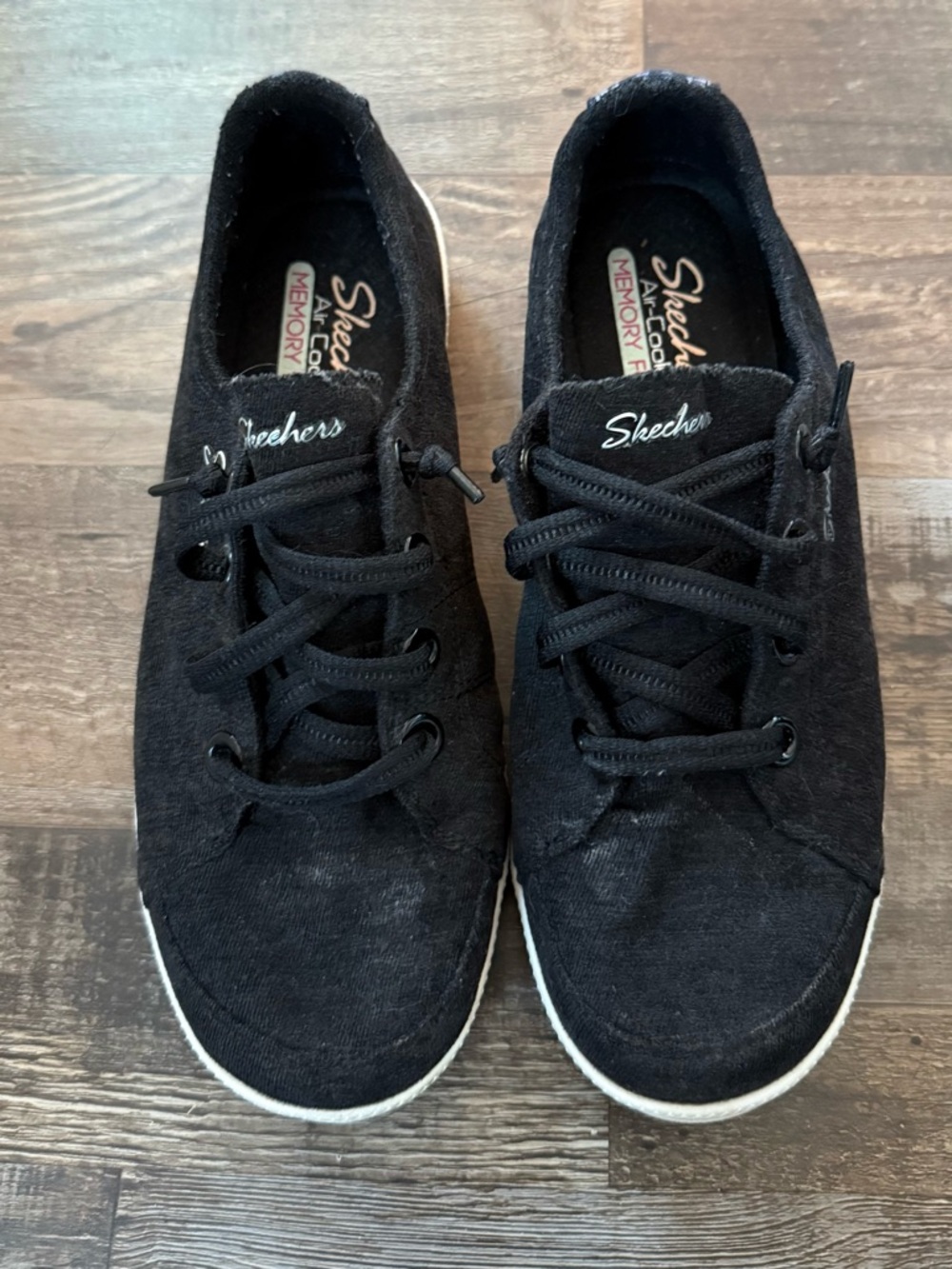 Skechers Black Lace-Up Memory Foam Sneakers - Women’s Size 7.5